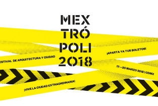 Iñaqui Carnicero lecturing at Mextropoli 2018 in Mexico City